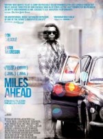 A VIDA DE MILES DAVIS